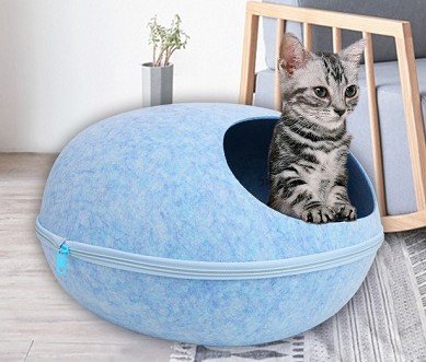 Egg-shaped felt cat bed cave