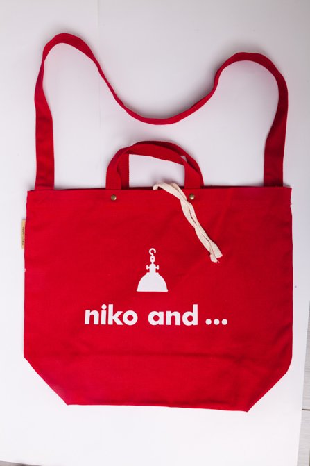 Canvas bag with long and short handles