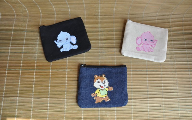 Cosmetic bags with thermal transfer printing