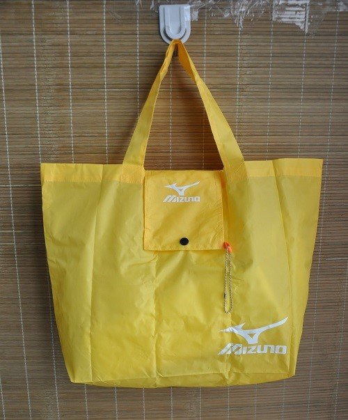 Polyester foldable bag with pocket