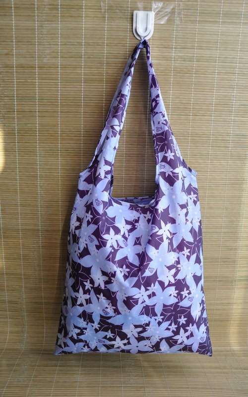 Polyester foldable bag