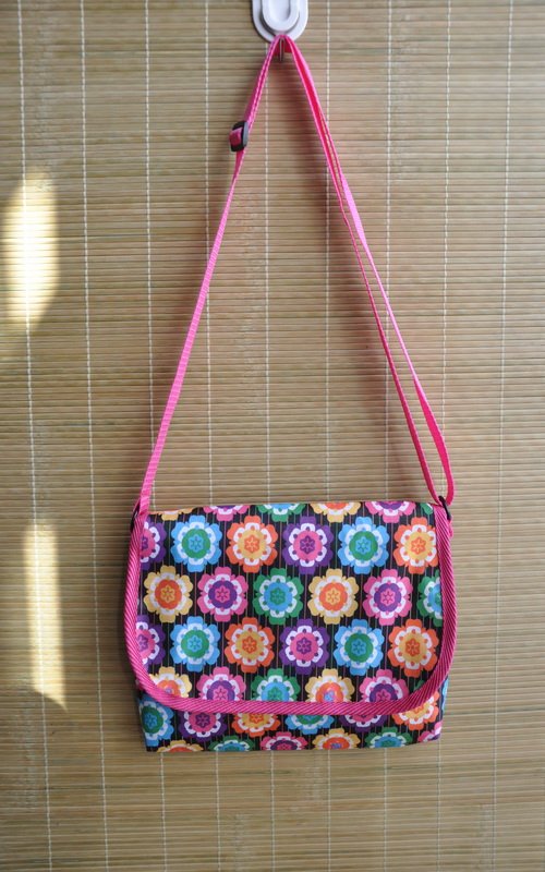 Messenger polyester bag